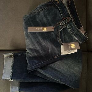KUT from the Kloth Women's Cuffed Blue Jeans size 14W Brand New w tags